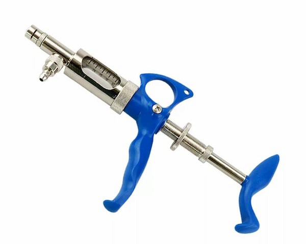 تصویر 3 از سرنگ اتوماتیک 1 سی سی با طراحی ارگونومیک برای استفاده آسان